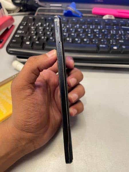 Redmi Note 12 8/128GB scratchless back/front and sides 10/10 condition 2