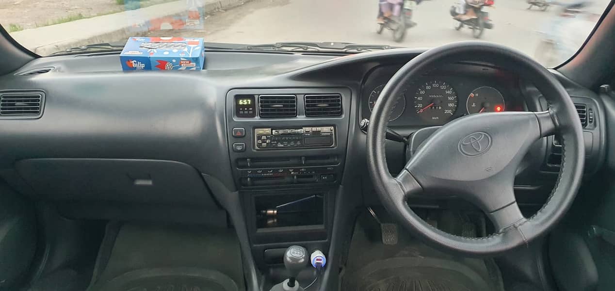 Toyota Corolla XE 2002 2