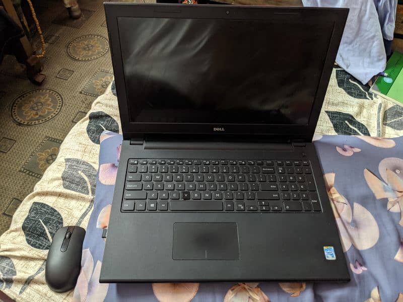 Dell Inspiron i3 4th Gen 4/500 16" 1