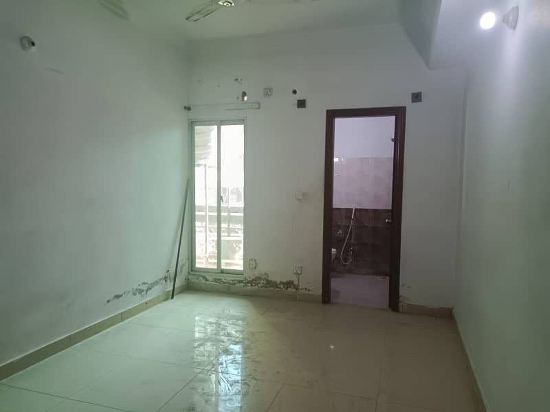 3 Bedroom Flat for Rent in G-15 Markaz 1