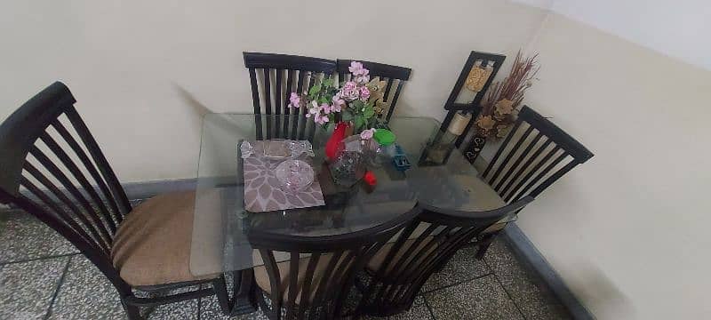 High-quality dinner table with 6 chairs for sale. 1