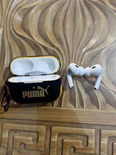 Best airpods pro witn ANC 1