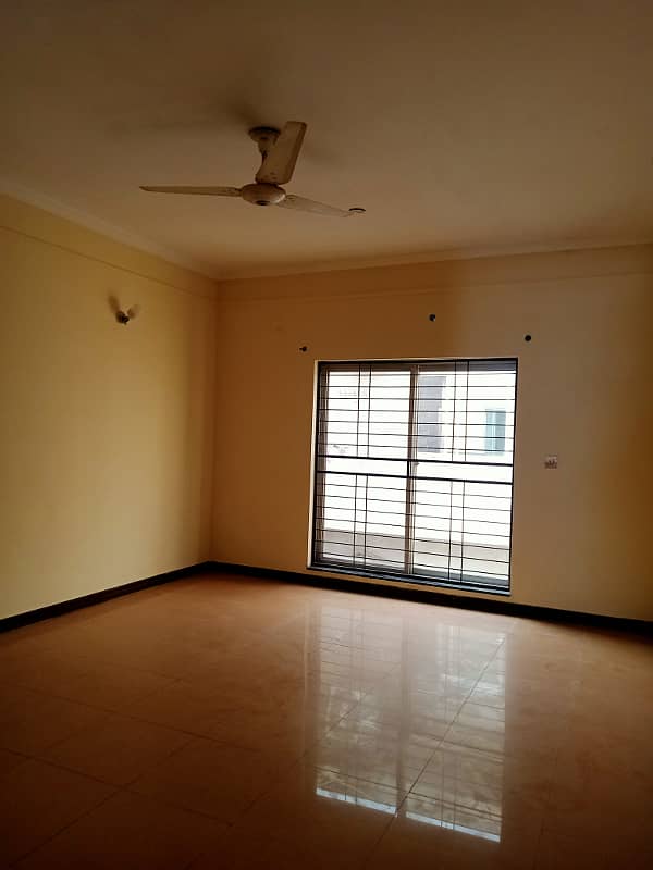 14 marla 3 bed upper portion for rent in psic society near lums dha lhr 2