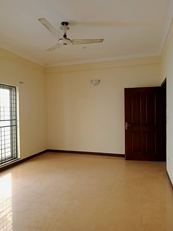 14 marla 3 bed upper portion for rent in psic society near lums dha lhr 6