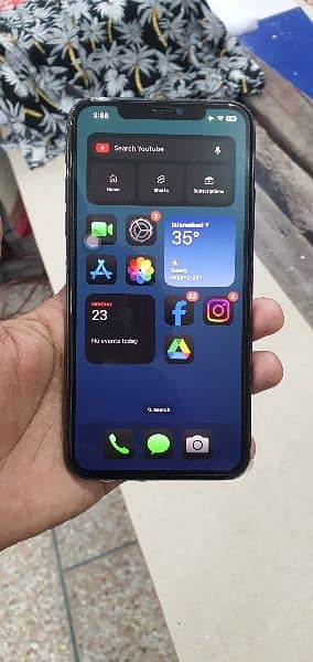 iphone 11 pro max ( non pta ) urjnet sell 7