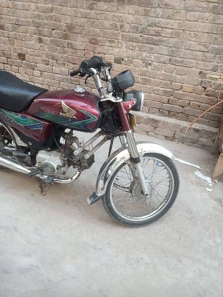 03286111920 Honda 70 2018 model Lahore number red colour 0