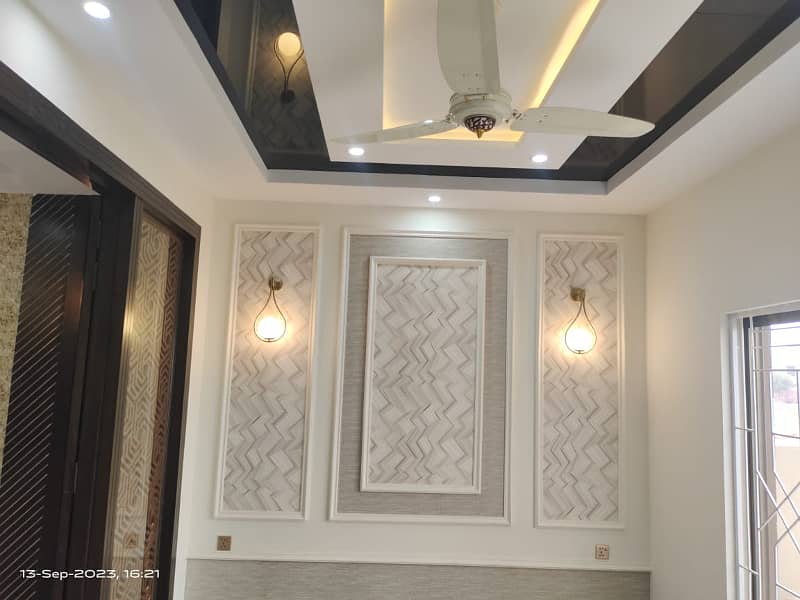 10 Marla Brand New Modern Elevation Luxury House Available For Rent In Bahria Town Lahore. 2