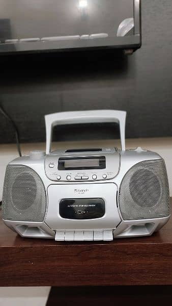 Radio cassette recorder digital audio player 2