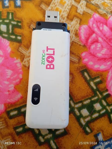 Zong 4g device unlocked 
Model:W03
SsID:Zong4G_3A15 2