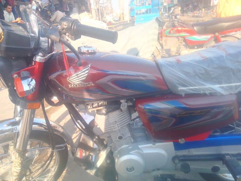 honda 125 GOOD CONDITION TOTAL JANION ONLIY CALL 0