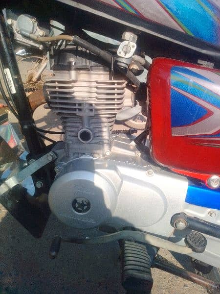 honda 125 GOOD CONDITION TOTAL JANION ONLIY CALL 4