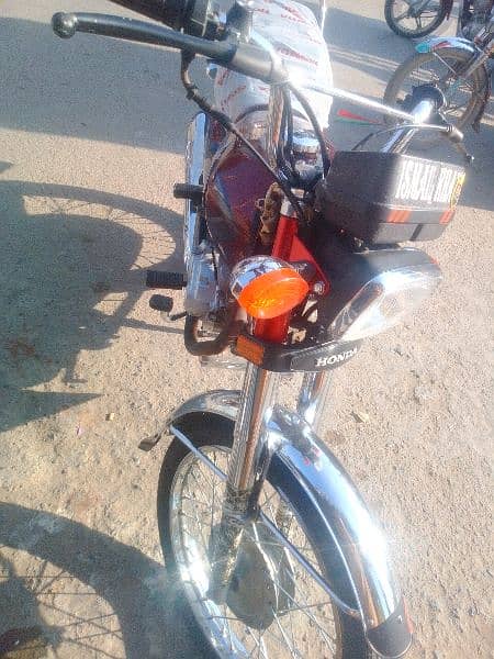 honda 125 GOOD CONDITION TOTAL JANION ONLIY CALL 5