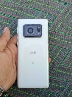 Aquos R6 12gb/128 0