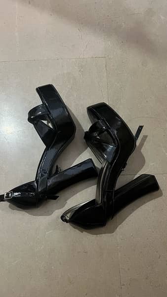 ECS HIGH HEELS BLACK 1