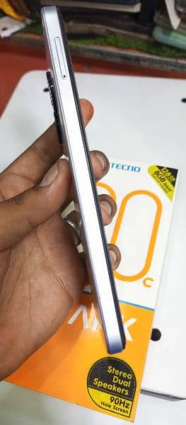 tecno spark 20c 4+4 128 4