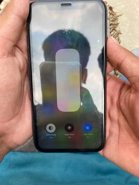 I Phone Xr Non PTA F Unlock 64 gb all ok 2