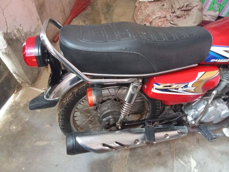 Honda 125 6