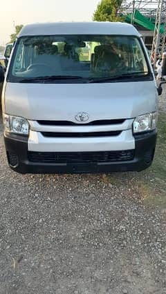 Toyota Hiace 2016