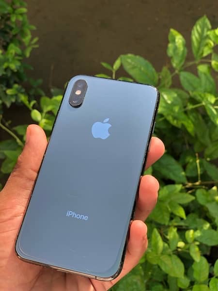 iphone xs 1