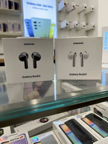 Samsung Galaxy Buds 3 Model[R530] Brand New 0