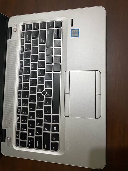 HP Elitebook 840 G4 core i5 7th gen 2