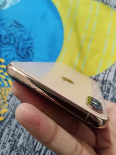 I phone xs 256 GB phone 10/10 non pta 0