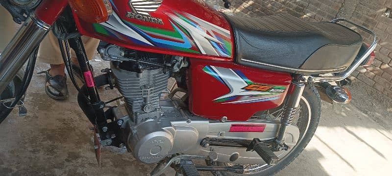 Honda 125 Bike 7