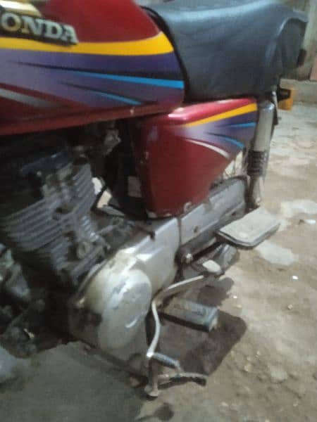 honda cg 125 karachi no# read add 3