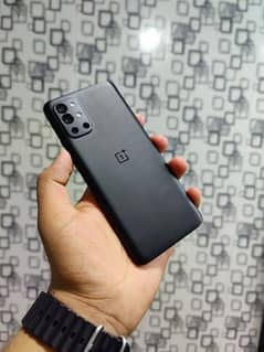 OnePlus 9R 5G. 12/256 duel Sim Global