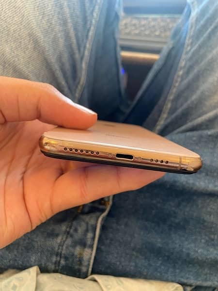 iPhone XS Max 256 gb factory unlock 10/9.5 condition  86 health 4