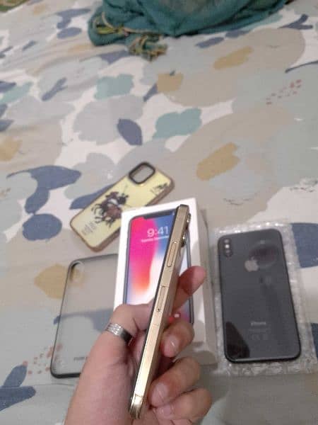 iPhone X 9