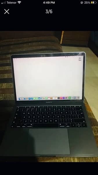 MAC Book Pro 2016 (13 inch) 2