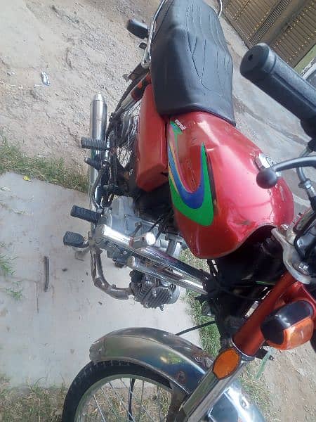 HONDA 70t 7 MODEL 03190817752 call and what's app ONLY ORIGINAL BOOK. 1