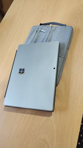 Microsoft surface i5 7th generation 5