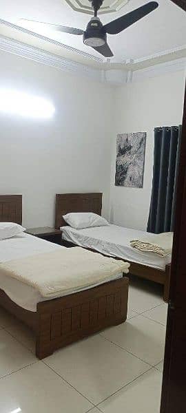 Boys Hostel & Bachelor' Accommodation 10