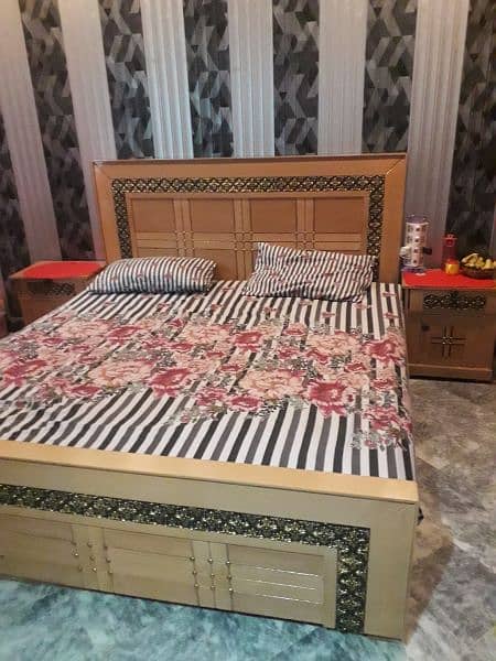 bed set and dressing table sale 9