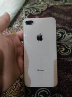 iPhone 8 Plus