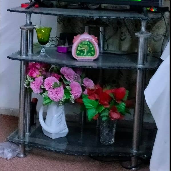 Glass TV decorating table /trolley 0