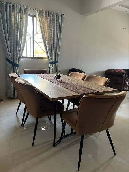 Dining table, 6 seats (habbit) 1