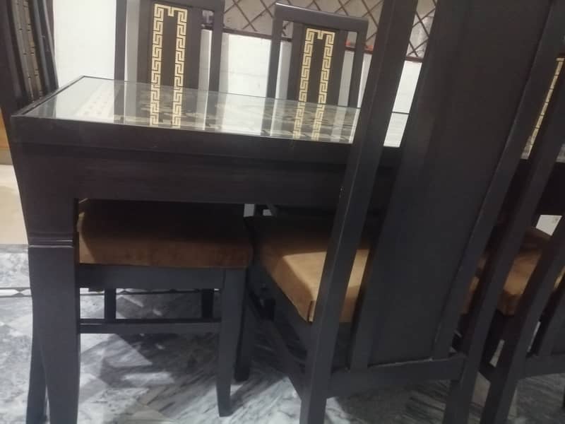 Brand new 6 seater dining table | dining table | table and chairs 4