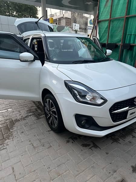 Suzuki Swift 2023 4