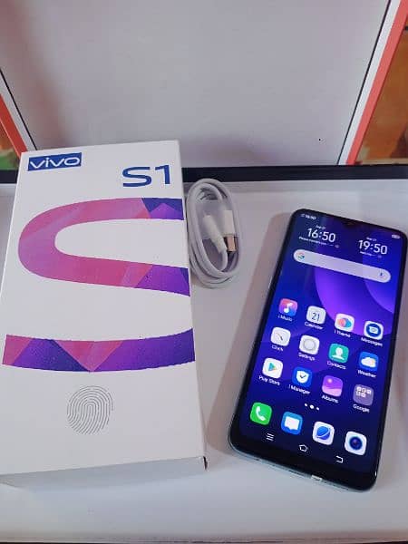 vivo S1 (8Gb/256Gb) ram full new with box and charger lush condition 2