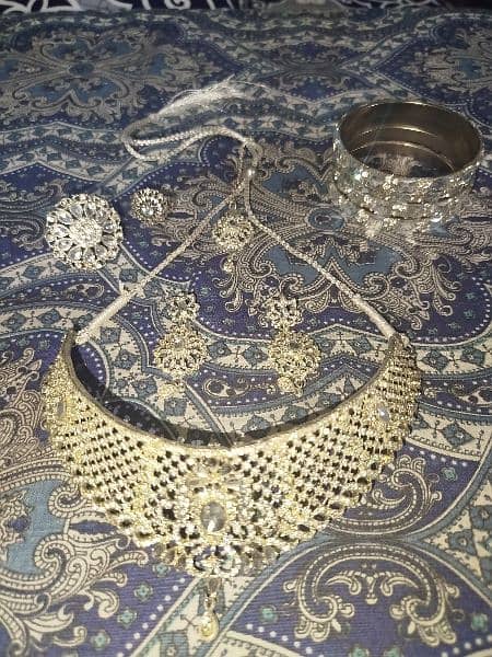 party jewelry set 1