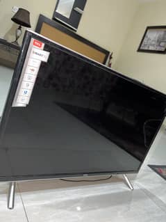 Tcl 32- inches LED for sale 0