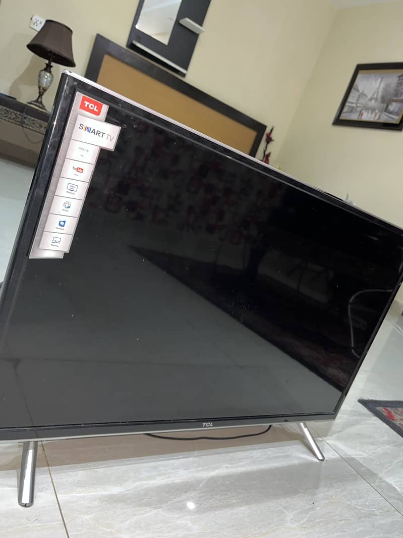 Tcl 32- inches LED for sale 0