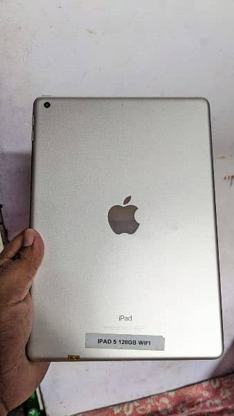 Apple IPAD 5th Generation 2