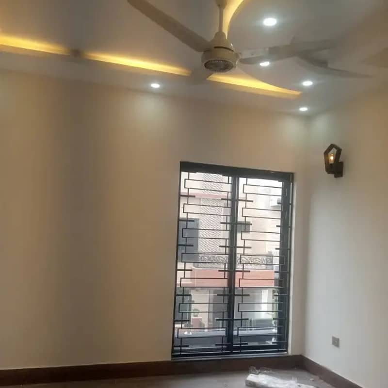 5 marla house for sale in paragon city lahore 6