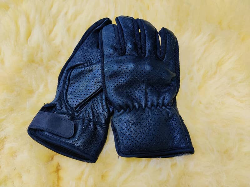 Premium Quality Leather Gloves | Idrees Leather | 100% pure Leather 1