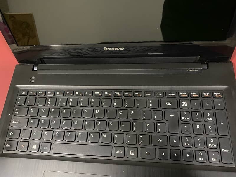 Lenovo Lapi 1 handed used new condition with 8Gb ram 512hhd 128 ssd 2