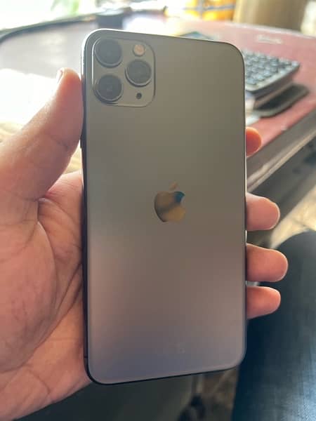 iPhone 11 Pro max 1